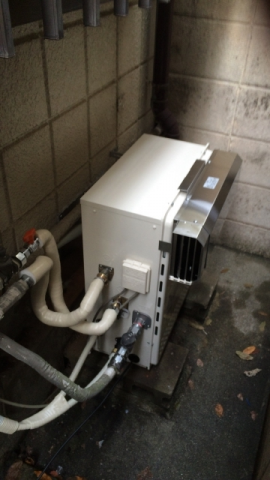 給湯器交換工事（2つ穴→1つ穴）　大阪府大阪市住吉区　GT-2450ARX-2BL