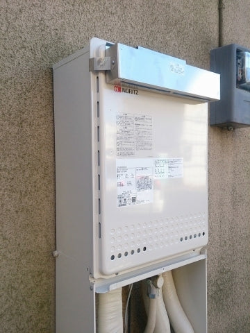 給湯器交換工事/排気カバー・配管カバー交換　千葉県千葉市中央区　GT-2450SAWX-2BL-set - After