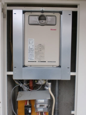 給湯器交換工事（PSアダプタ取付加工共）　大阪府東大阪市　RUX-A1610T-L-E-set