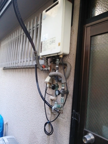 給湯器交換工事　大阪府河内長野市　GQ-1639WS-set-13A - Before