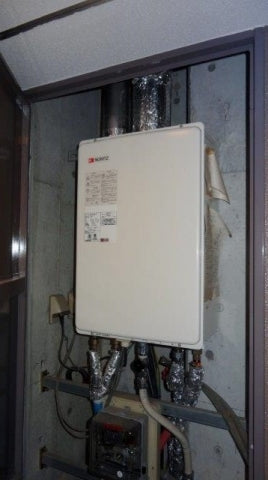 給湯器交換（排気筒位置調整費）　兵庫県西宮市　GT-2451SAWX-FFBL-set - Before