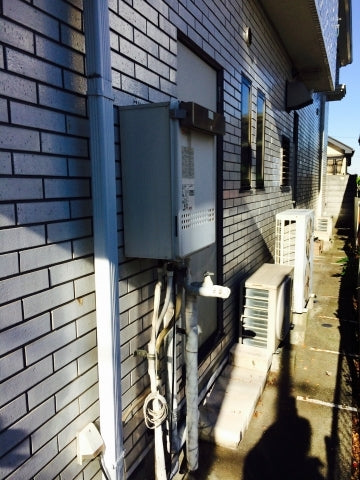 給湯器交換工事(排気カバー取付共)　東京都多摩市　GT-2050AWX-2BL - Before