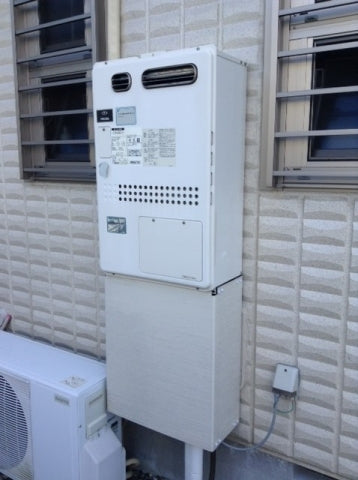給湯器交換工事/循環液除去・試運転・調整/配管カバー脱着　奈良県奈良市　GTH-C2449AWD-BL-set - Before