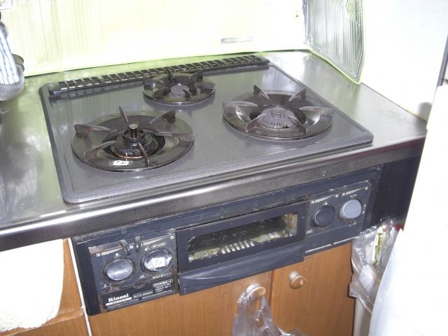 ビルトインガスコンロ交換工事　大阪府大阪市都島区　RS71W20A30D-VW-13A - Before