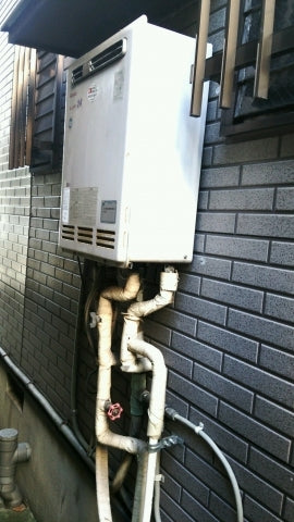 給湯器交換工事　大阪府大阪市城東区　RUF-E2405SAW-13A - Before