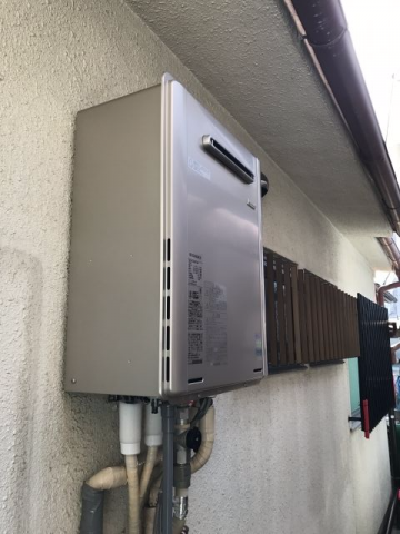 ガス給湯器交換工事　兵庫県川西市　RUF-E2405SAW-A-set-13A