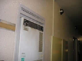給湯器・ガス配管・給湯給水配管交換工事　静岡県三島市　RUJ-V1611W-A - Before