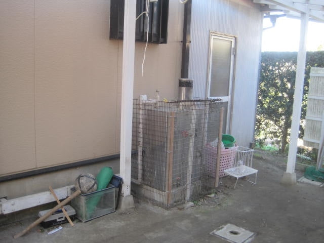 石油給湯器交換工事（エコフィール）・給水給湯配管交換・排気トップ交換　千葉県いすみ市　EHK-4564SAGH-set - Before