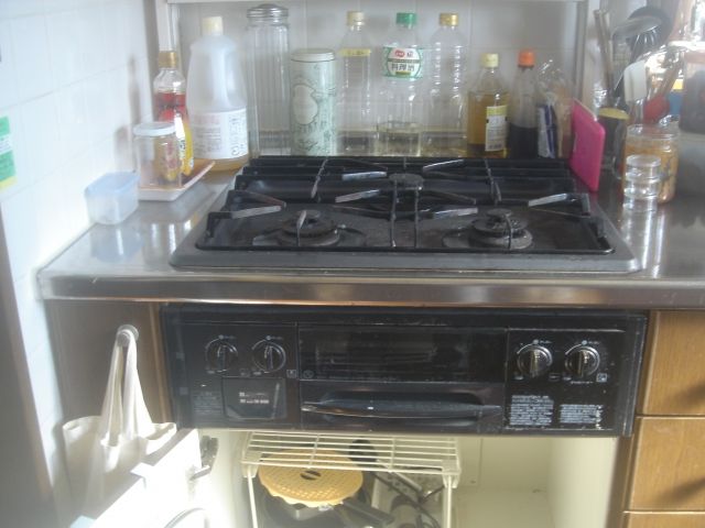 ビルトインガスコンロ交換工事　静岡県静岡市清水区　RS31W20K14D-VW-13A - Before