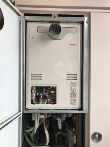 ガス給湯器 ビルトインガスコンロ交換工事　兵庫県西宮市　RUFH-A2400AT2-3-set-13A