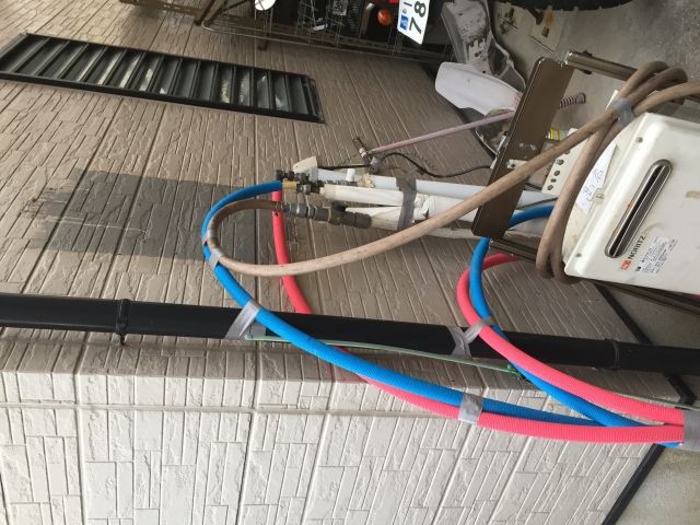 ガス給湯器交換工事　福岡県北九州市八幡西区　RUF-E2405SAW-A-13A - Before