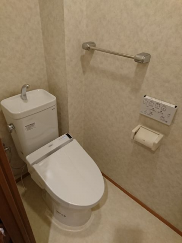 トイレ交換工事　東京都足立区　TCF6541AKJ-NW1