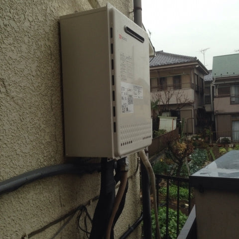 給湯器交換工事（ガス配管交換共、狭所、高所作業有り）　東京都板橋区　GT-2450SAWX-2BL-set