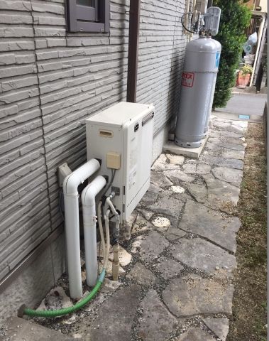 ガス給湯器交換工事　愛知県海部郡蟹江町　GT-C246SARX-BL-set-LPG - Before