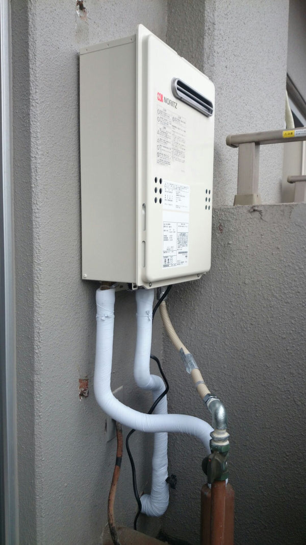 給湯器交換工事（2名作業・接続加工・ガス可とう管交換え共）　東京都新宿区　GQ-2039WS