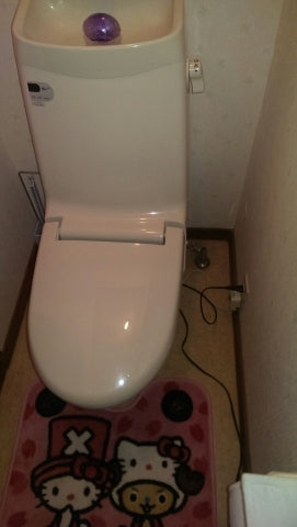 トイレ交換工事/給水管移設/床CF張替え共　宮城県仙台市泉区　XCH1101WS-sale - Before
