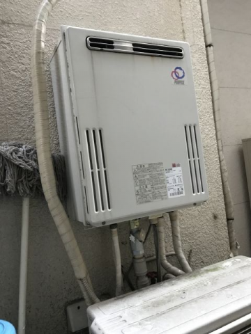ガス給湯器交換工事　東京都中野区　RUF-A2405SAW-A-set-13A - Before