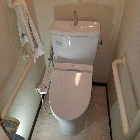 トイレ交換工事　東京都葛飾区　CS230B-SH231BA-NW1