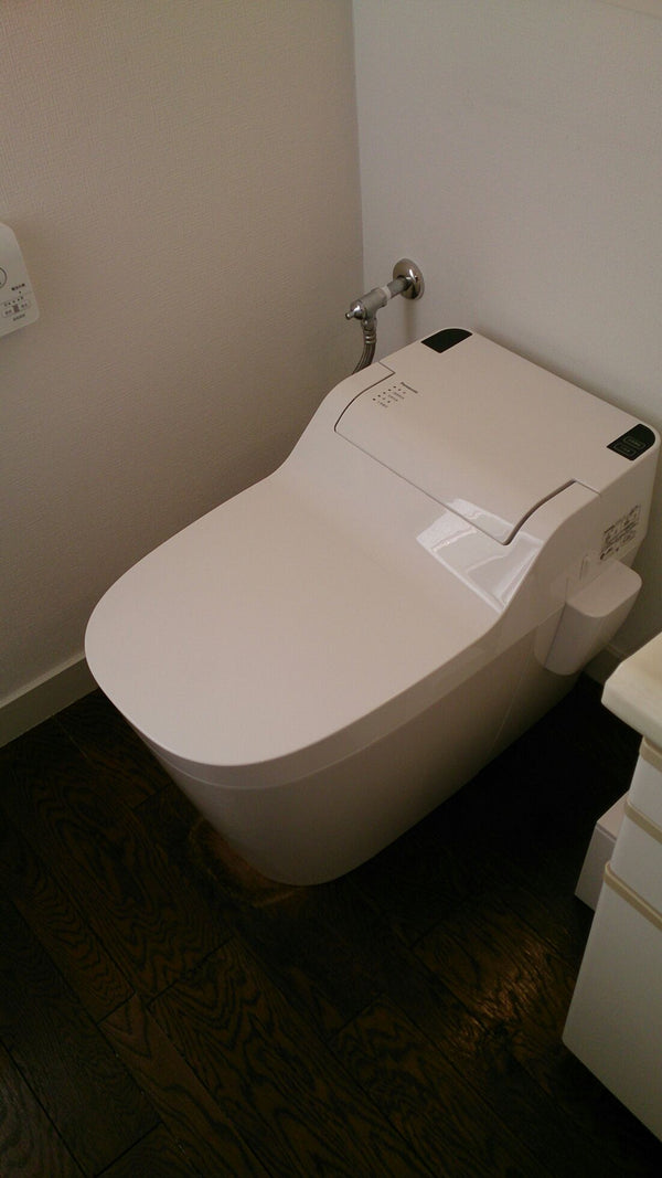 トイレ交換工事（洗面水栓交換え共）　東京都港区　XCH1101RWS-sale