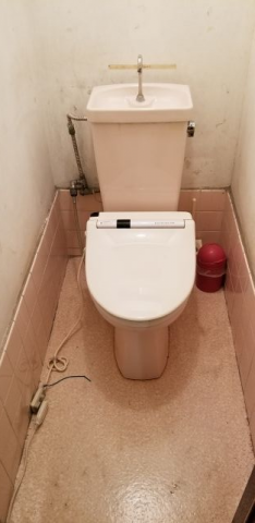 トイレ交換工事　東京都町田市　CES966M-NW1 - Before