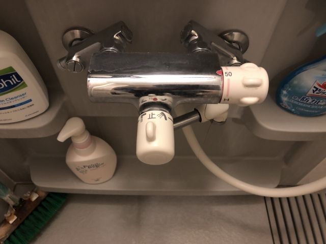蛇口3箇所 トイレ浴室鏡交換工事　北海道札幌市東区　TKGG31EBZ - Before