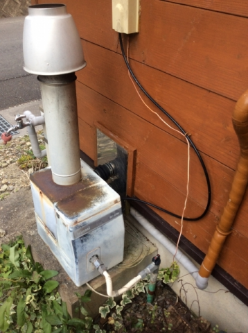おいだき専用ガスふろがま交換工事･ガス配管工事　和歌山県田辺市　RF-121BT2-LPG - Before
