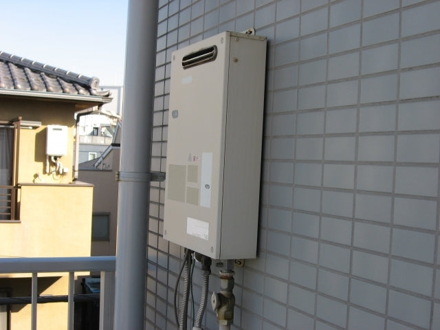 ガス給湯器交換工事　東京都世田谷区　GQ-1639WS-set - Before