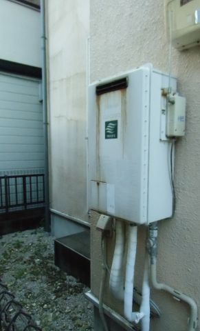 ガス給湯器交換工事　東京都国分寺市　RUF-A2405SAW-A-13A - Before