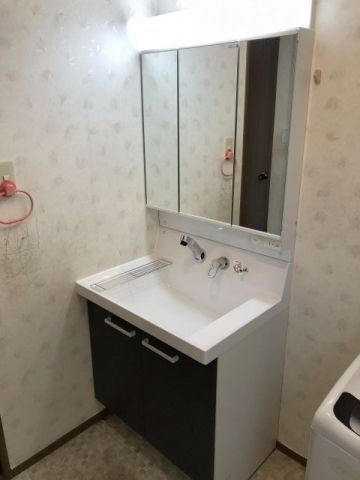 洗面化粧台 蛇口交換工事　和歌山県有田市　AR2N-755SY-VR1H