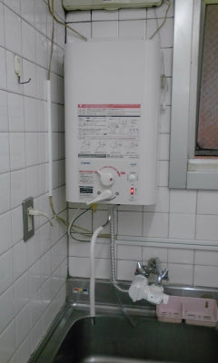 小型温水器交換工事　大阪府東大阪市　EWM-14 - After