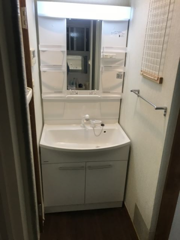 洗面化粧台交換工事　東京都品川区　GQM75KSCW+GQM75K1SMK+GQM001DG