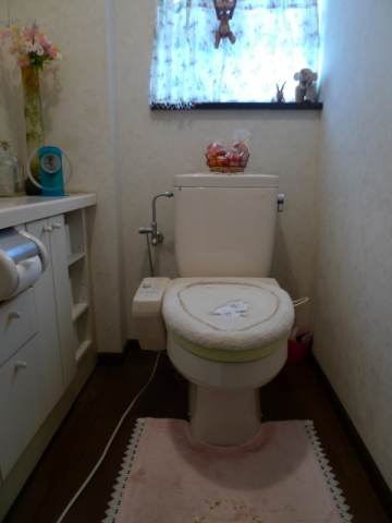 トイレ交換工事（1/2共）　兵庫県宝塚市　00002 - Before
