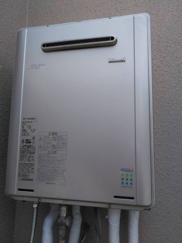 ガス給湯器 トイレ交換工事　神奈川県相模原市中央区　RUF-E2405AW-A-set-LPG