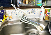 混合水栓蛇口交換工事　知名県柏市　SF-HB420SYX - Before