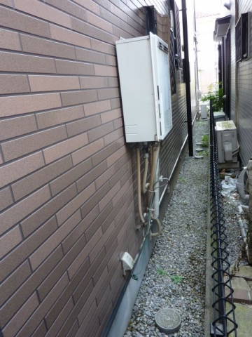 ガス給湯器交換工事　埼玉県川口市　RUF-A2005SAW-A-set-13A - Before