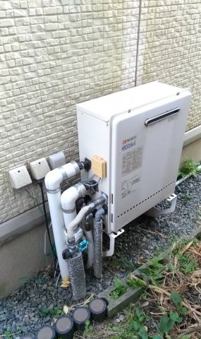 ガス給湯器交換工事　山形県鶴岡市　RUF-E2405SAG-A-set-13A - Before