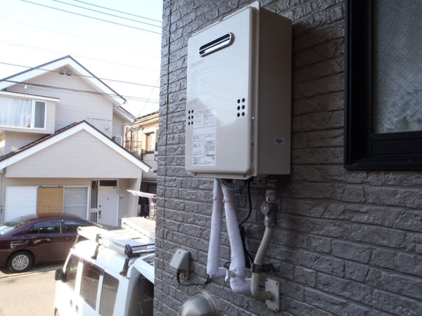 給湯器交換工事・頭上作業　神奈川県横浜市港南区　GQ-1639WS