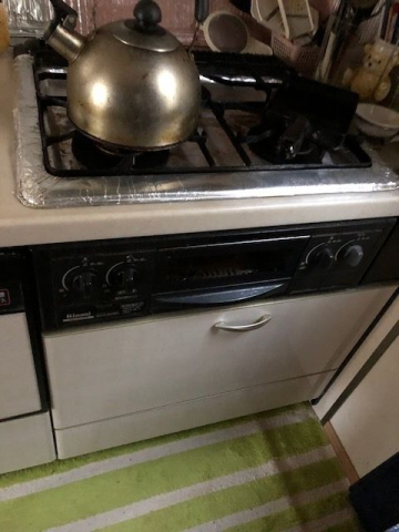 ガスコンロ交換工事　大阪府寝屋川市　RHS31W23L7RSTW-13A - Before