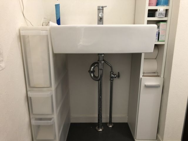 洗面化粧台 小型電気温水器交換工事　千葉県松戸市　LU755CSD-10-BW1 - Before