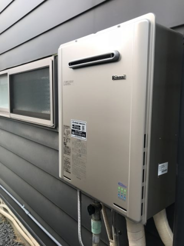 ガス給湯器交換工事　兵庫県芦屋市　RUF-E2405SAW-A-set-13A