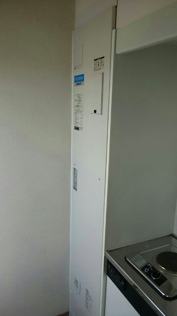 電気温水器交換工事（天部カバー加工・搬入運搬共）　東京都葛飾区　SRC-151C