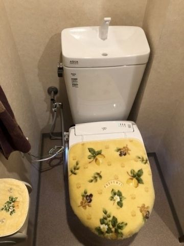 トイレ交換工事　大阪府高石市　CW-EA24-BW1