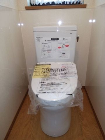 トイレ アクセサリー交換工事　東京都三鷹市