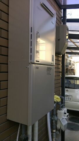 給湯器交換工事/配管カバー交換/可とう管交換　大阪府泉佐野市　RUF-E2405SAW-13A-set