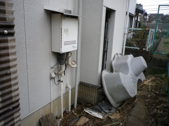 給湯器・ガス配管交換工事　千葉県松戸市　GT-2450SAWX-2BL-set - Before