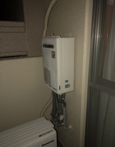 ガス給湯器・トイレ交換工事　愛知県豊橋市　GQ-2039WS-1-set-13A - Before