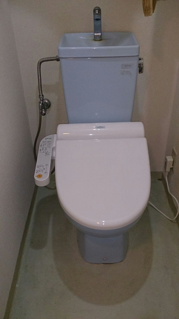 洗浄便座交換え工事　神奈川県横浜市鶴見区　TCF2121-NW1-sale
