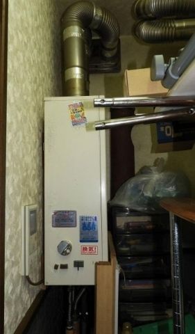 ガス給湯器×2台交換工事　大阪府大阪市淀川区　GQ-2437WS-FFA-13A - Before
