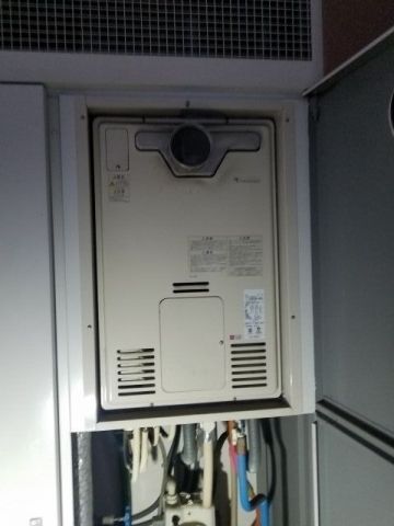 給湯器交換工事　東京都練馬区 - Before