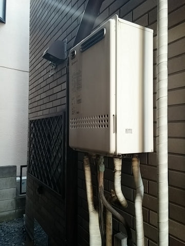 給湯器・ガスコンロ・ガス配管交換工事　埼玉県戸田市　GT-C2452AWX-2-setLPG - Before